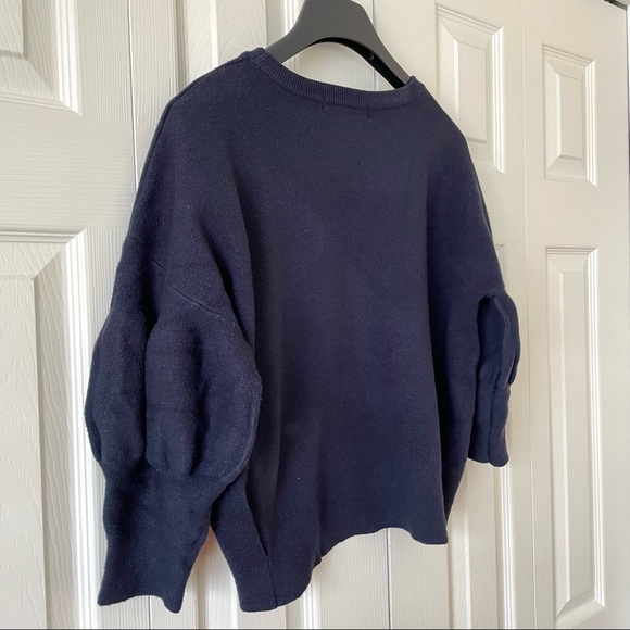 3/$30 NWOT Cropped Dropped Shoulder Navy Blue Knit Top - Picture 8 of 10